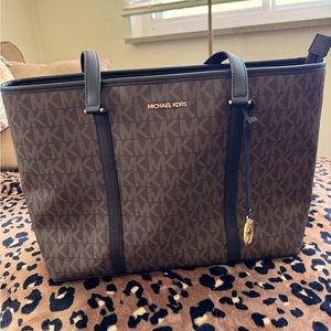 Large Michael Kors tote bag
